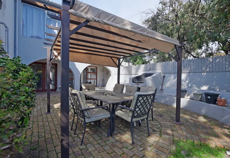 3 Bedroom Property for Sale in Table View Western Cape